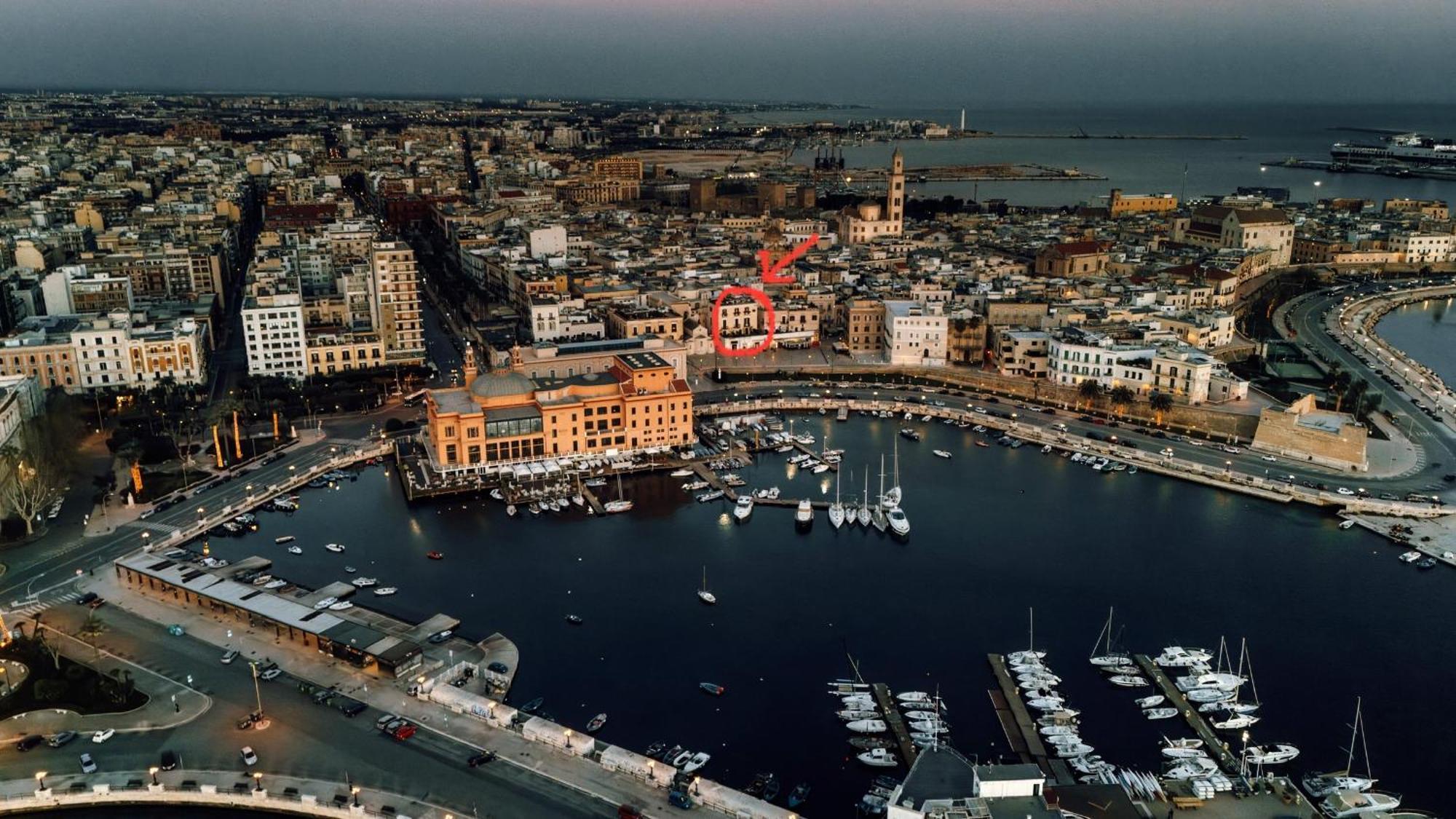 Una Finestra Sul Mare Бари Экстерьер фото